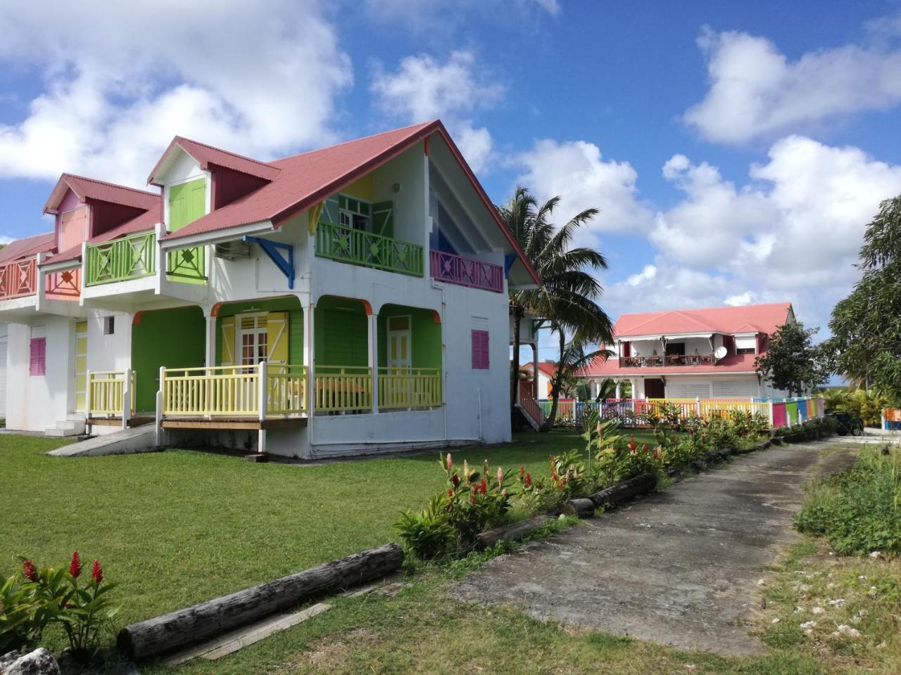 Au Jardin De Beausejour Hotel Capesterre Buitenkant foto